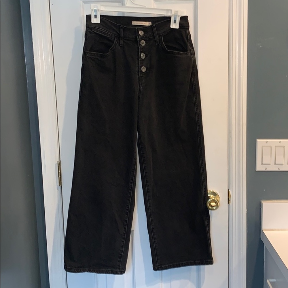 Black Wide Leg Levi’s